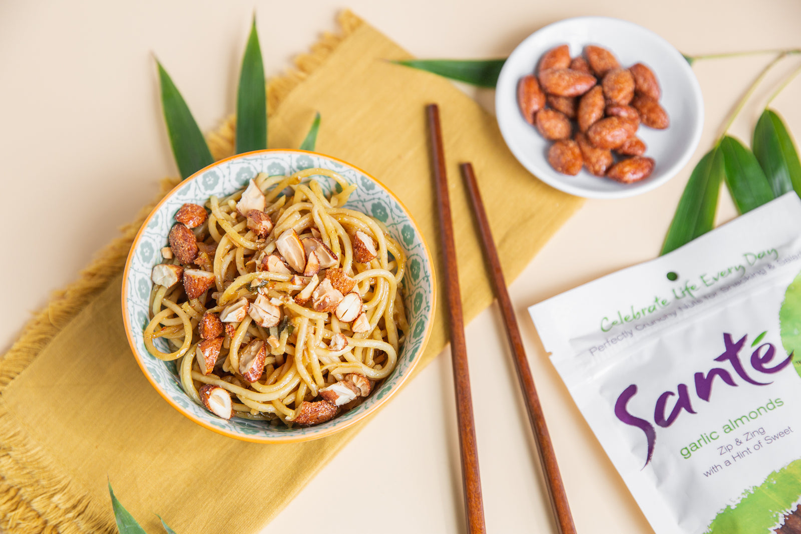 Santé Nuts - Garlic Noodles - Recipe
