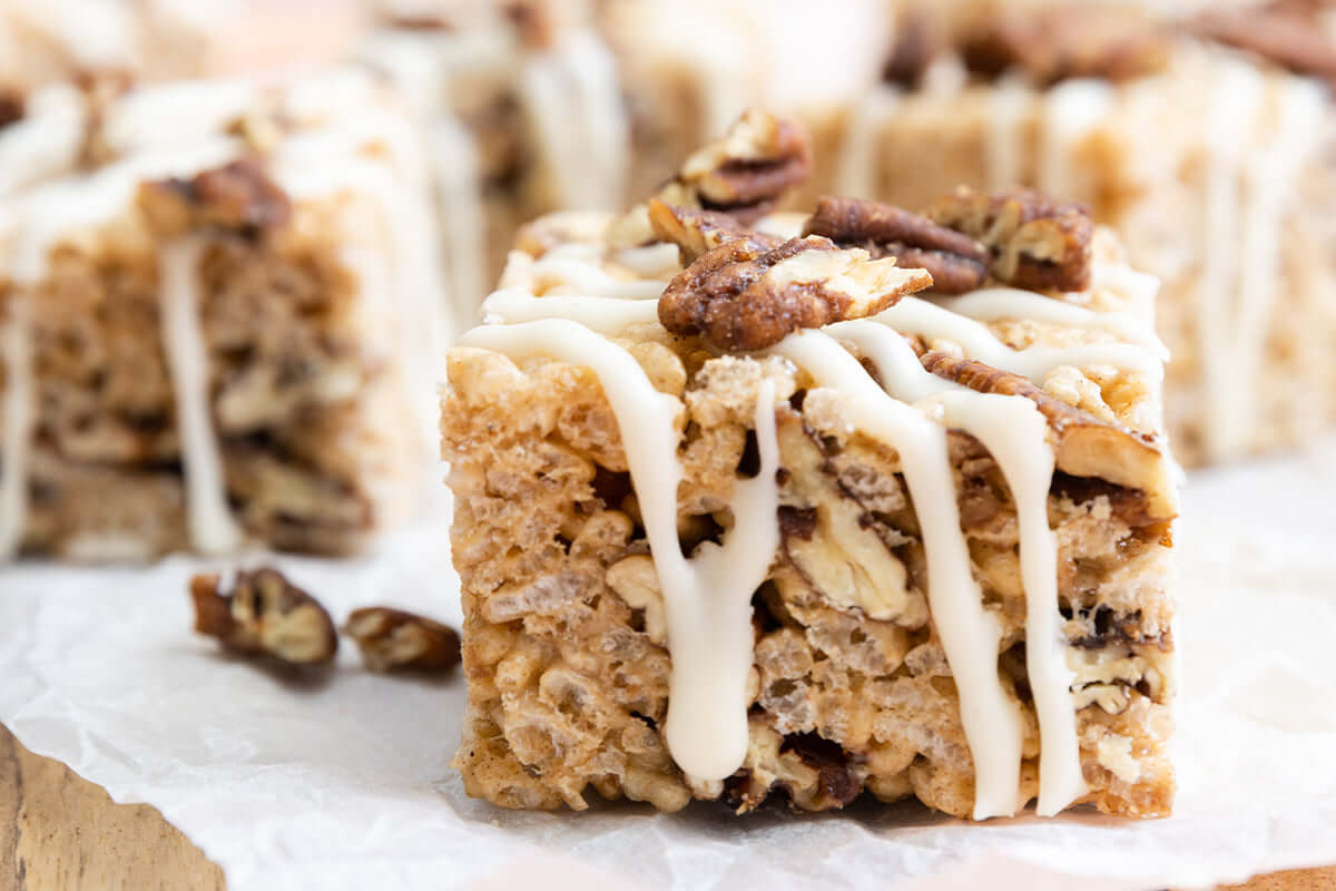 Santé Nuts - Recipe - Brown Butter Pumpkin Spice Crispy Rice Treats with Pecans