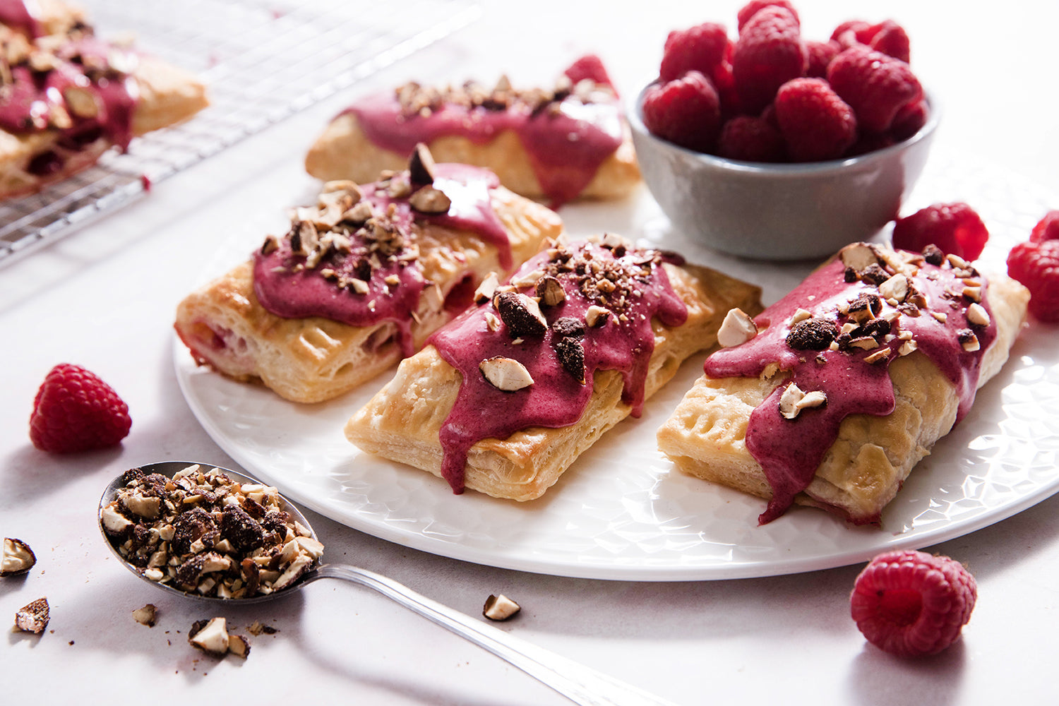 Santé Nuts - Raspberry Breakfast Pastries
